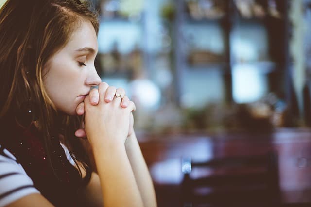 5 exercices de méditation pour renforcer votre résilience personnelle
